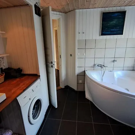 Holidayhome With Sauna And Spa Close To The Beach *